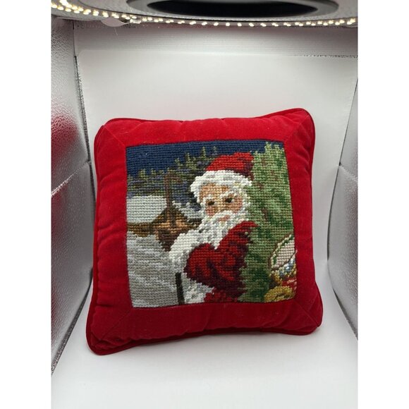 Vintage Needlepoint Xmas Santa Hand Embroidered Wool & Velvet Pillow NICE - Picture 4 of 15